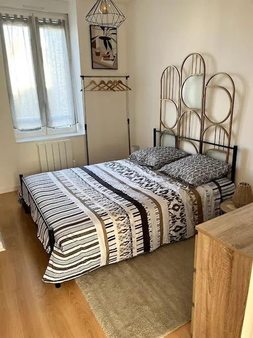 Appartement Calme , 400M De La Gare Saint-Brieuc Apartment